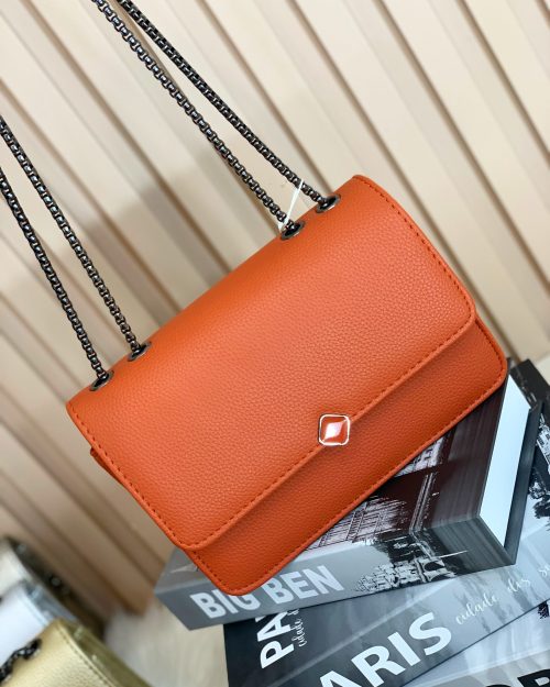 90084011-989E-406F-9356-900BC5A1BAB8