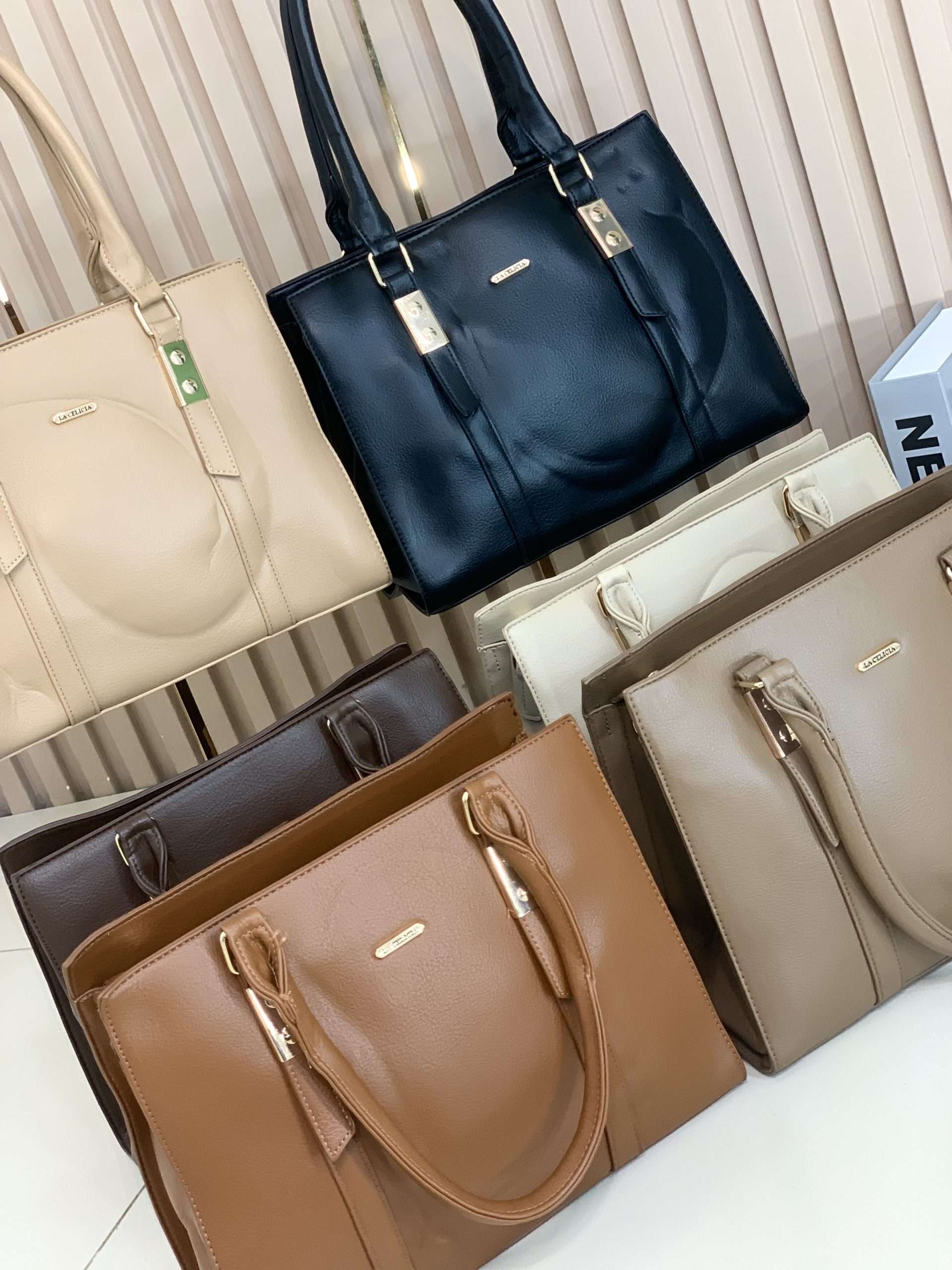 2C1D51F9-7A45-49DD-871B-6D797BEA745F