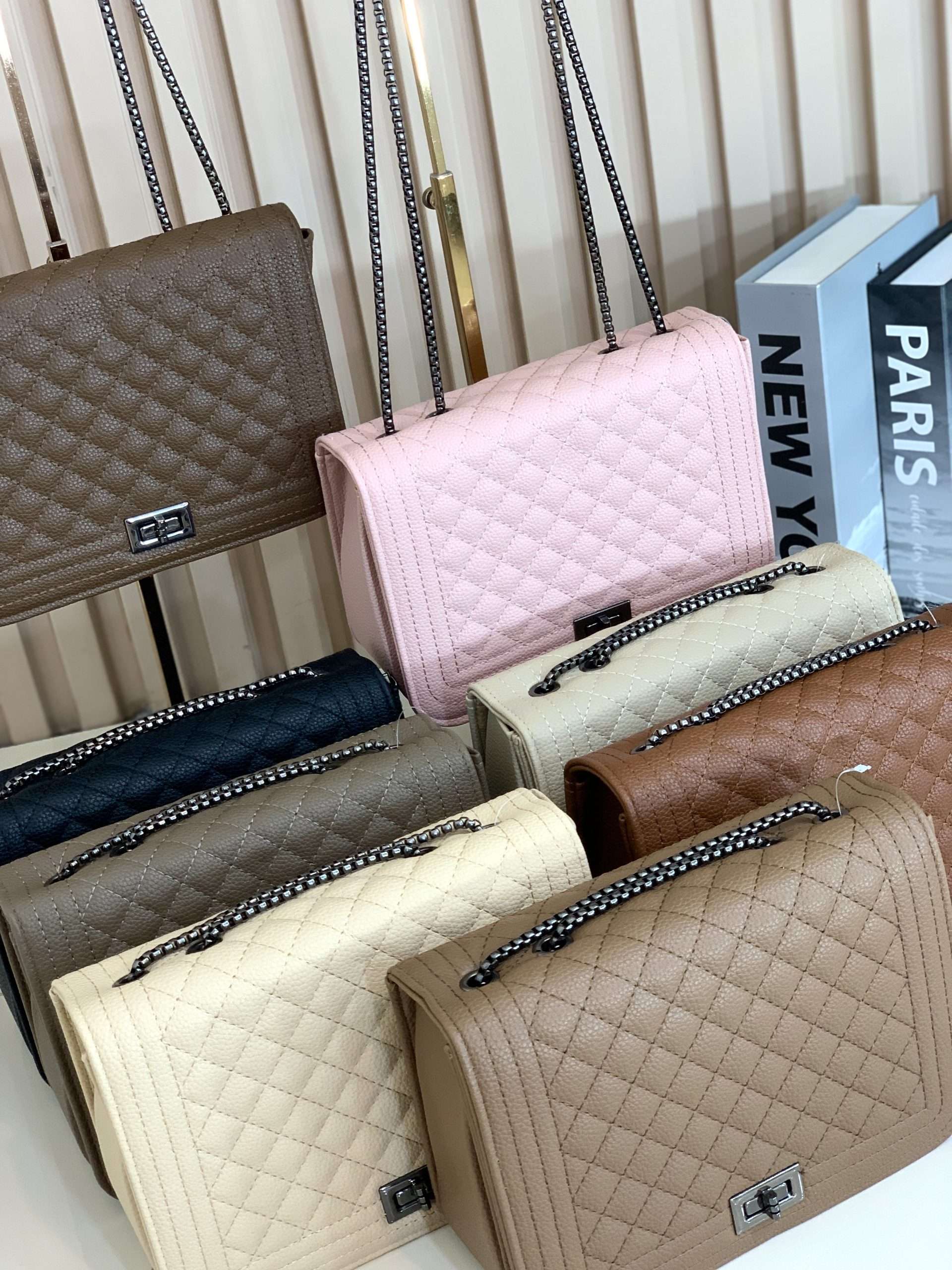 2D74D7F6-A62C-4263-AC77-E062D169E38F