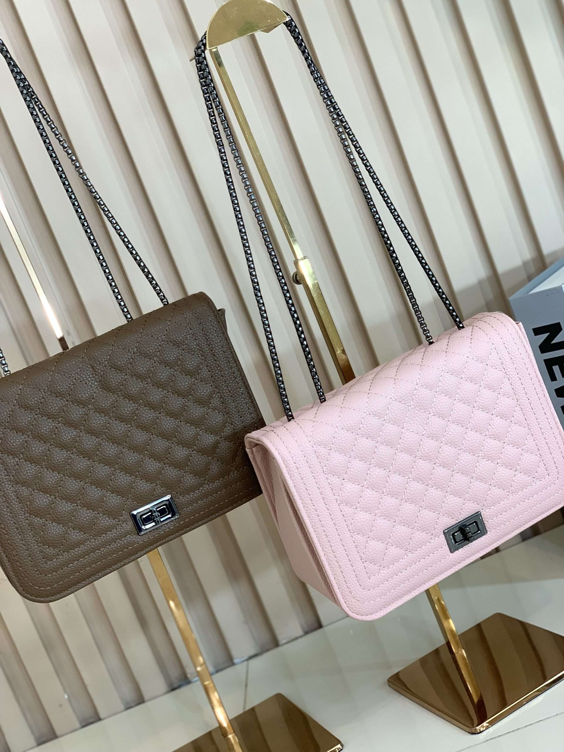 62F32026-A87E-4B59-ABC1-4A3E1AED3F65