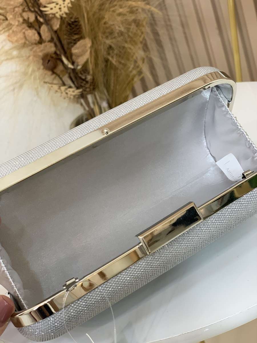 BADD7BE8-3F98-4143-AE0C-0734A182354E