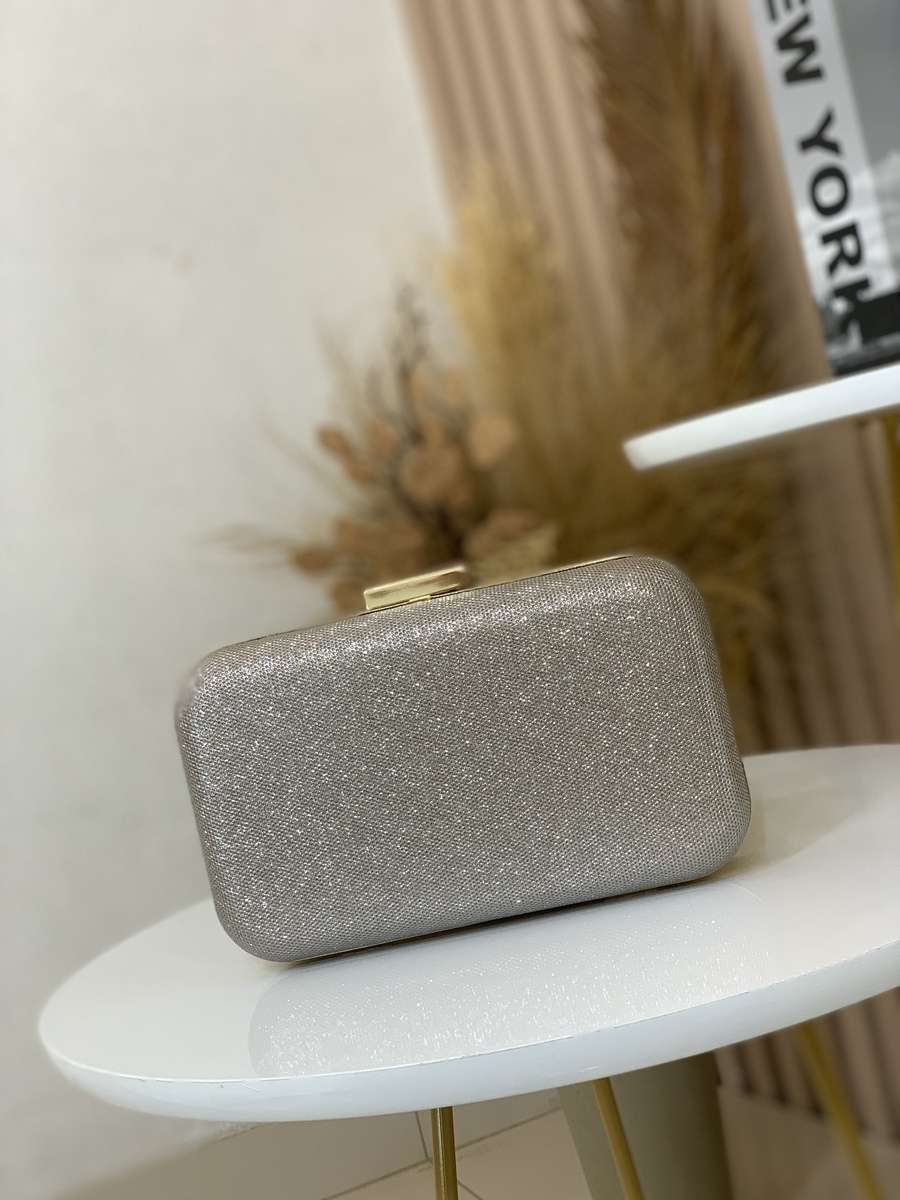 FB57559B-D470-46F4-80C9-A9B6D76E630D