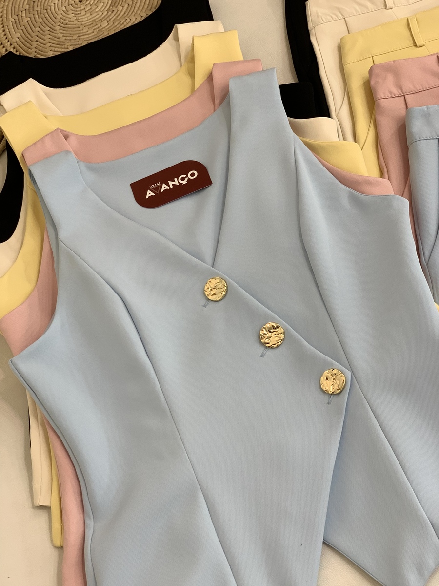 182D79B2-3A7C-4BAE-8290-E2C7C8C5A70F