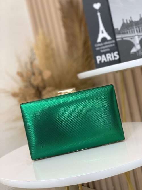 688F4376-26AC-4877-A492-41E7F661D60C