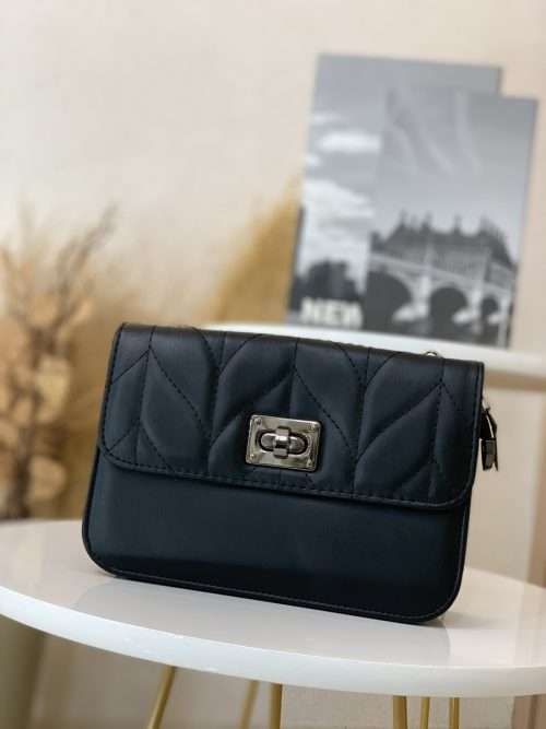 6CEF8AAE-6999-4CAF-8A2B-C2F5619BADC3