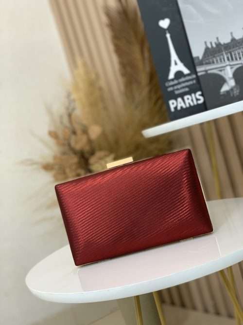 770AE48B-EB4B-4B7F-9996-4435759D41E6