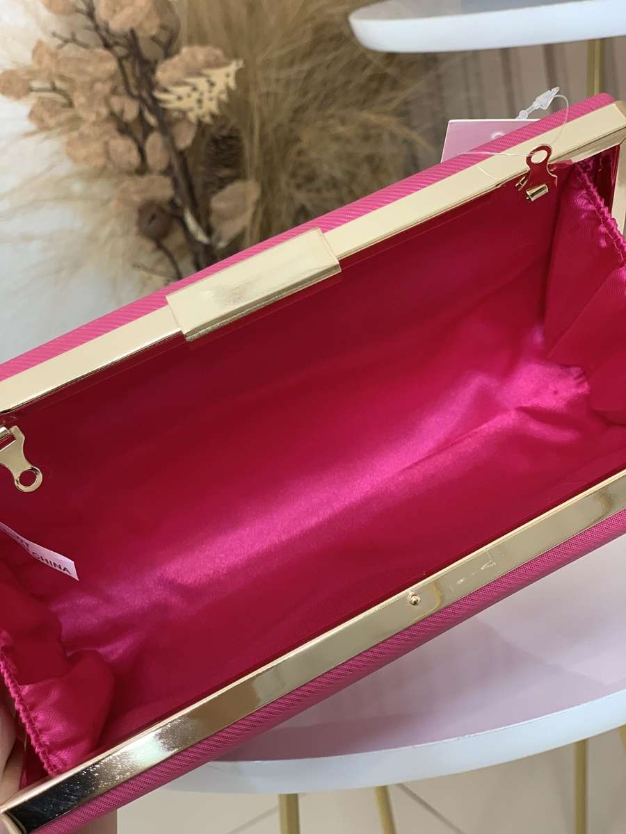 B93C7560-3896-427B-A9F5-2A0BBCA6CFD2