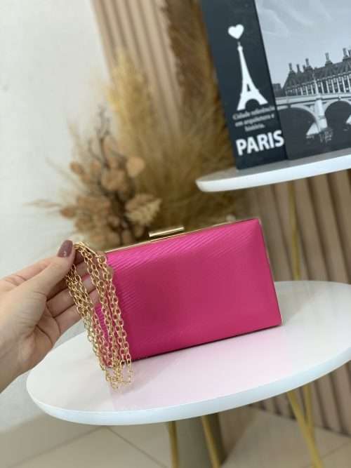 EB03E425-C371-4855-AF68-9821B6CA15BB