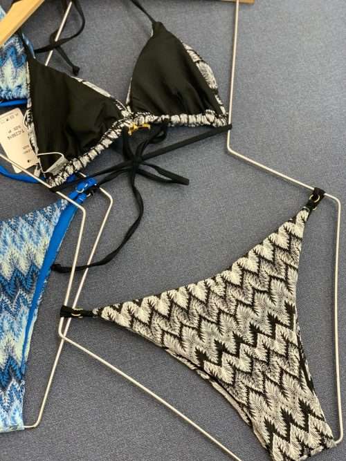 338101E9-5A91-4D63-B9FF-026218D4F9AA