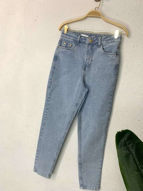 B5AEEB6F-1FA6-41CB-A895-DBA68BABB314