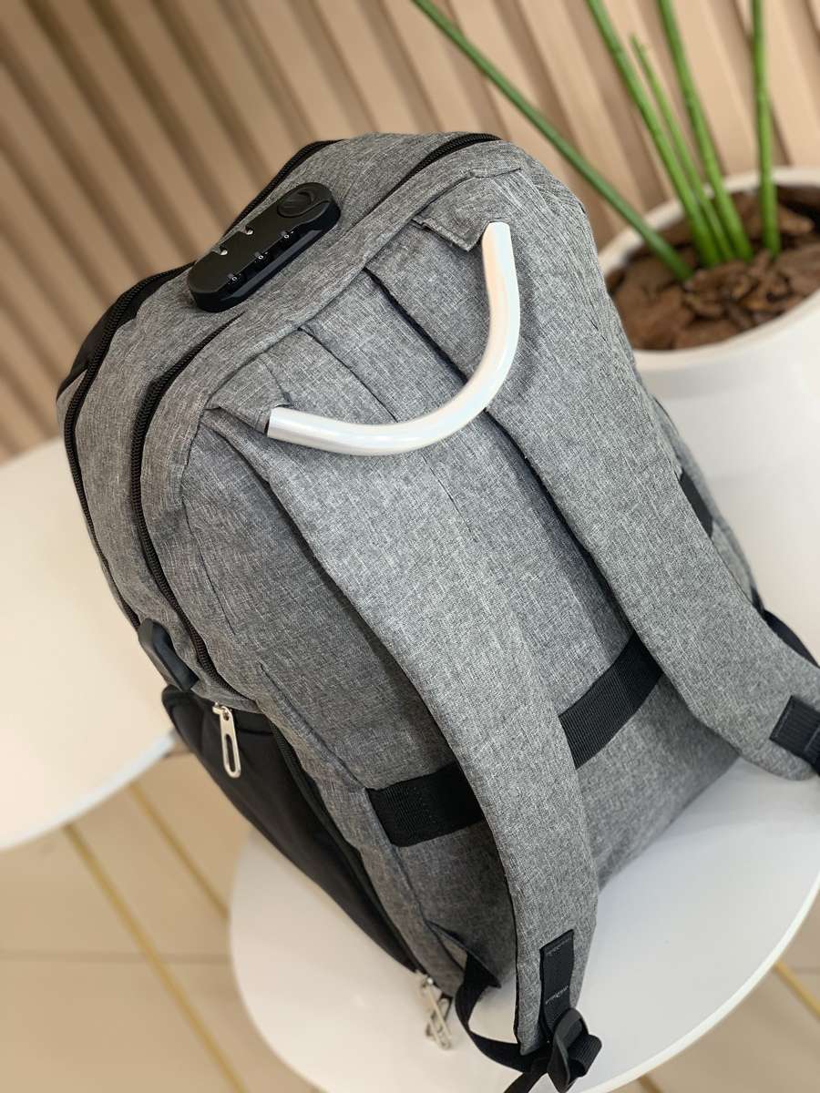 A688DFBA-3083-4AF6-8843-D88462D1E7FF