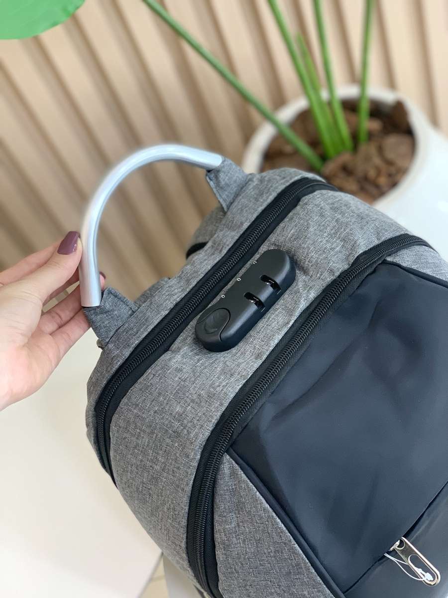 DBB9DE86-7566-4006-9DE6-19D58087C5FD