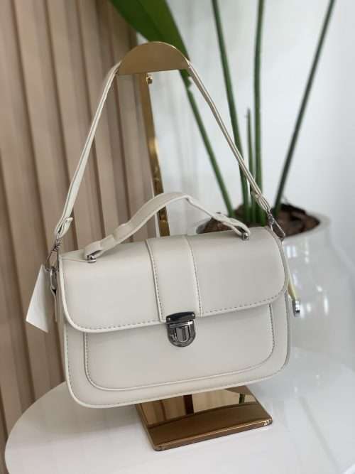 24135993-467F-4C96-91AA-94CCCC5D2483