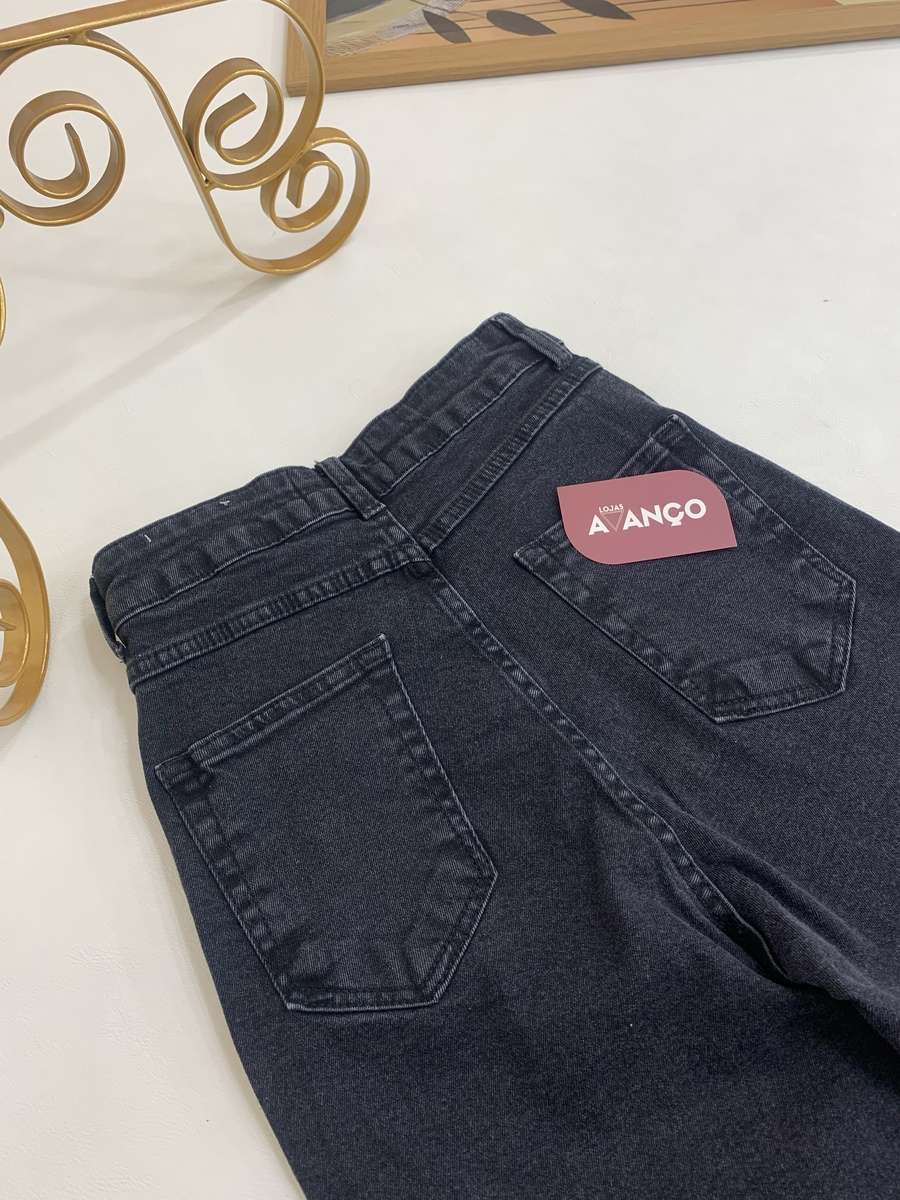 61A31C83-DD9B-4DA1-AD66-ED2C2E1ED570