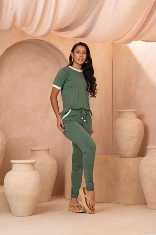 8f3ba472-0527-4e61-89c0-878fd73201c8