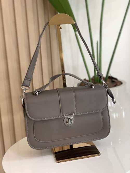 D4BCD25F-FD1C-4DB8-9651-2D9AAE9E9DDC